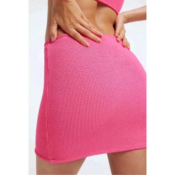 NWT Good American Always Fits Mini Skirt- Bright Pink - Picture 1 of 5